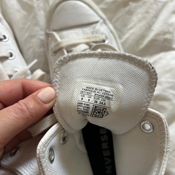 Converse All Star White Leather High-Tops - Picture 6 of 6